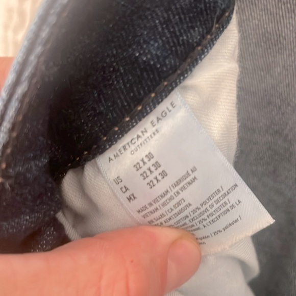 American Eagle 32x30 - Picture 4 of 4